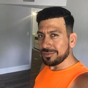 Meet your Posher, Roberto